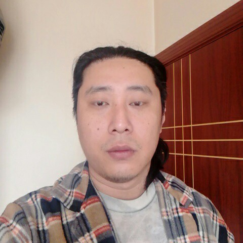 唇彩激动的照片