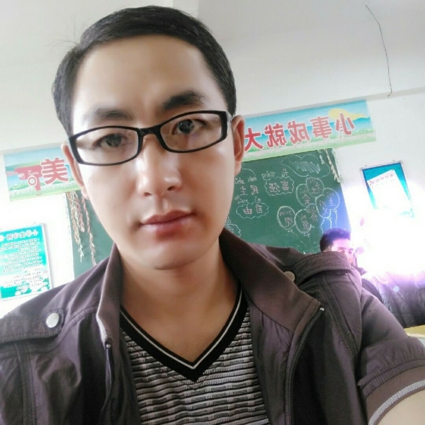 张健平的照片
