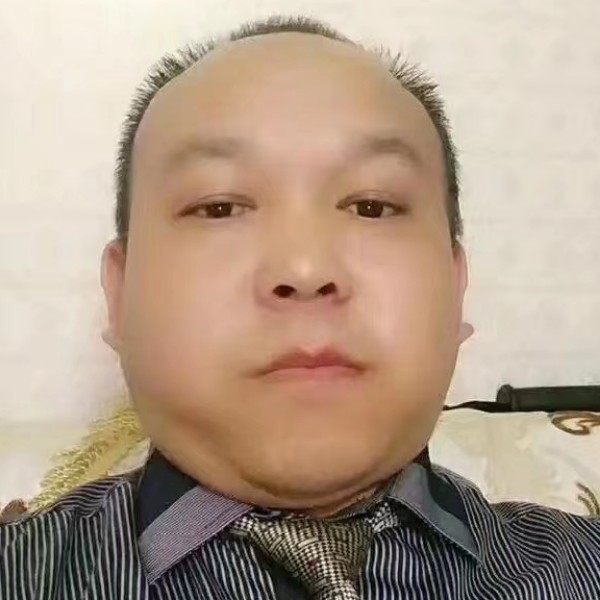 沧澜苗条的照片