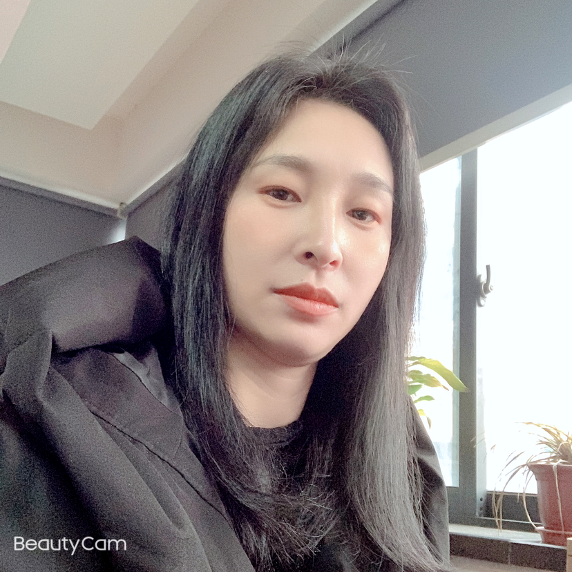 方芳666的照片
