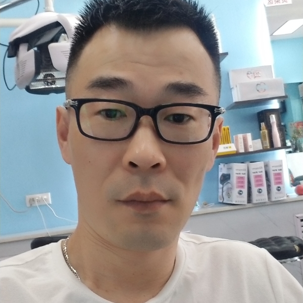 mr低调的照片