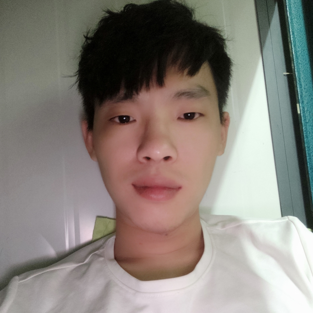 今烨的照片