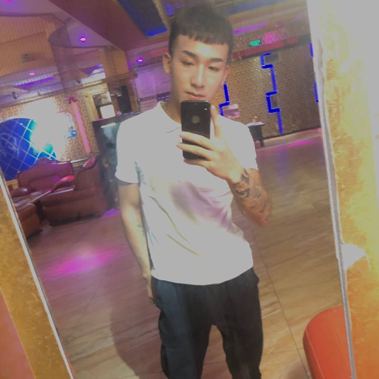 硬抗！的照片