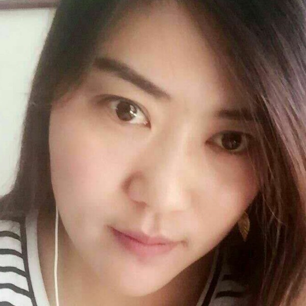 洛尘闻知性的照片