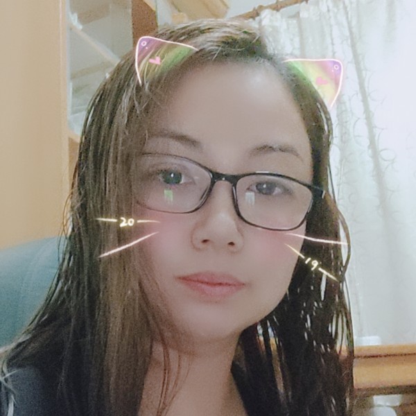橘子蹙眉妖娆的照片