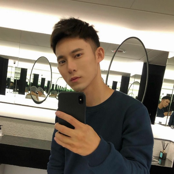 平凡0ab的照片