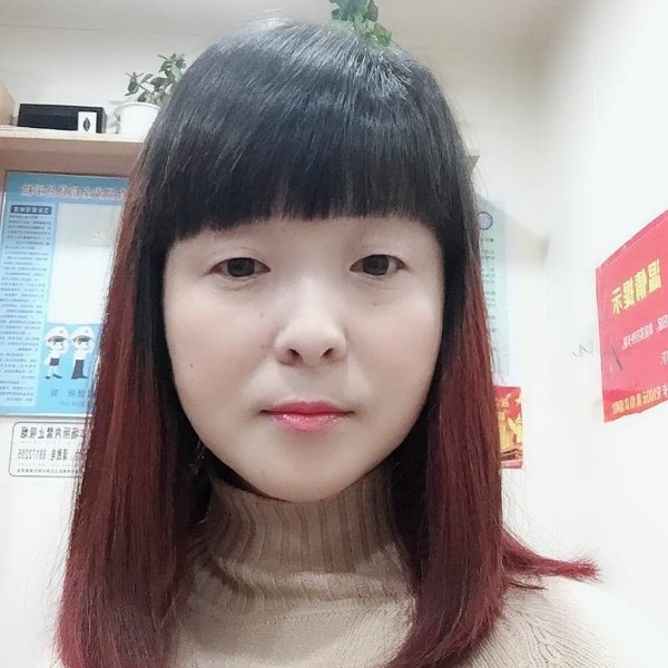 风吹落叶小慧慧的照片