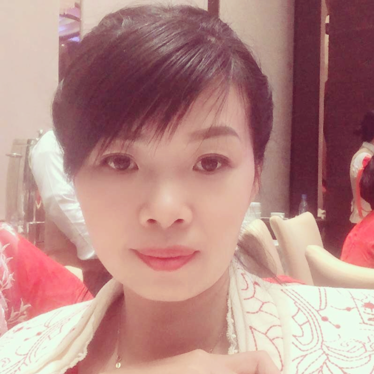 白云泪了独特的照片
