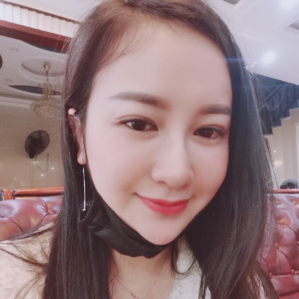 宝贝向轻松的照片