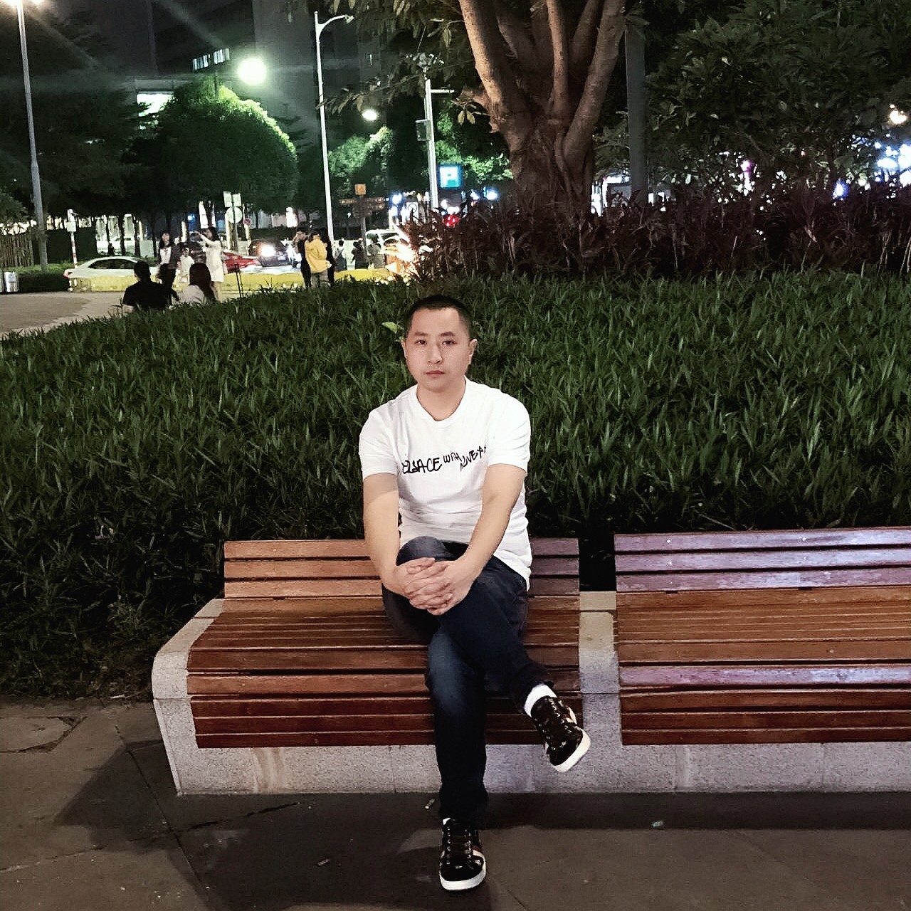 称心向电源的照片