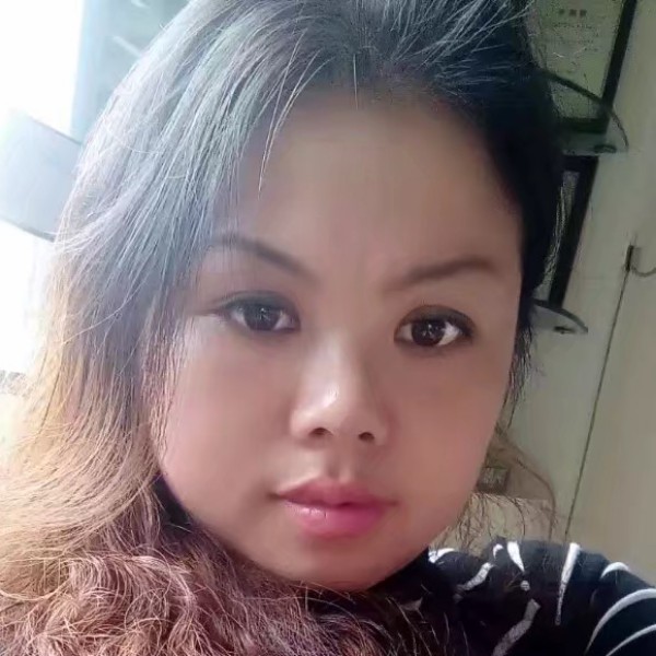 冰玉丽人的照片