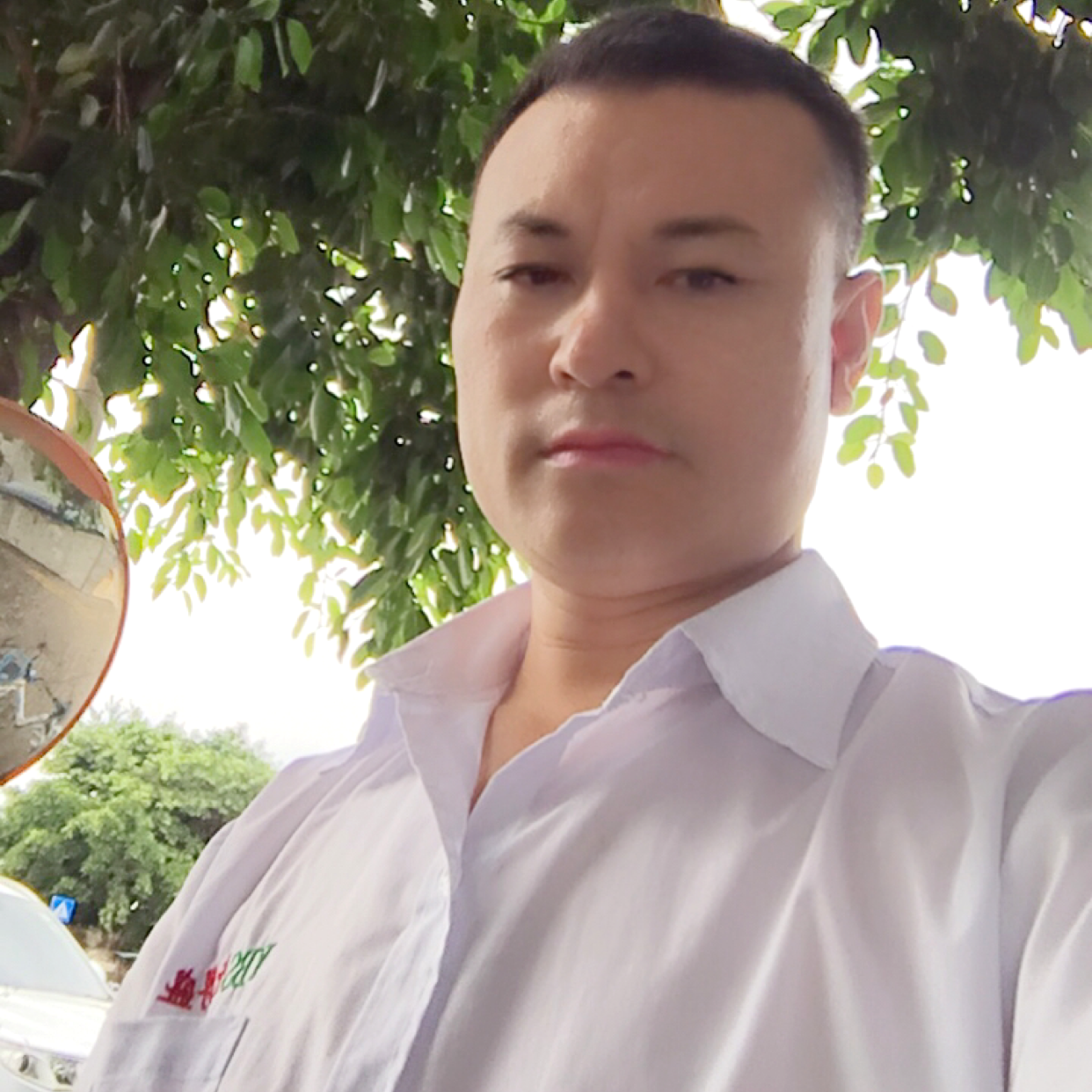 体贴邂逅项链的照片