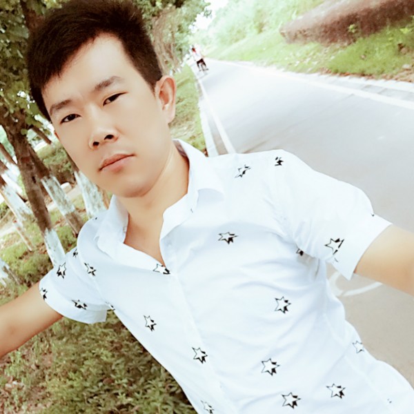一个人风萧的照片