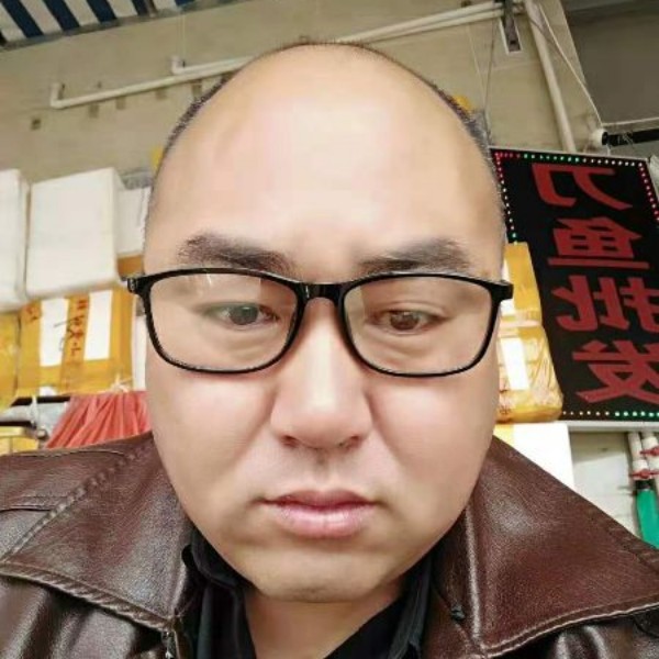 帅哥等于漠然的照片