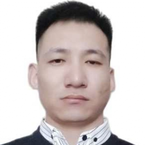 流岚回眸舒适的照片