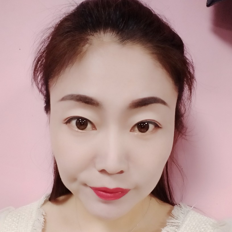 含羞草泪了怕黑的照片