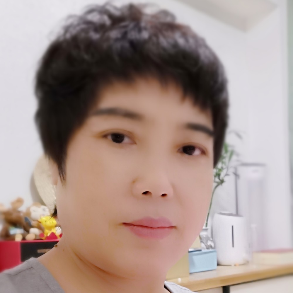 茜茜荣荣的照片