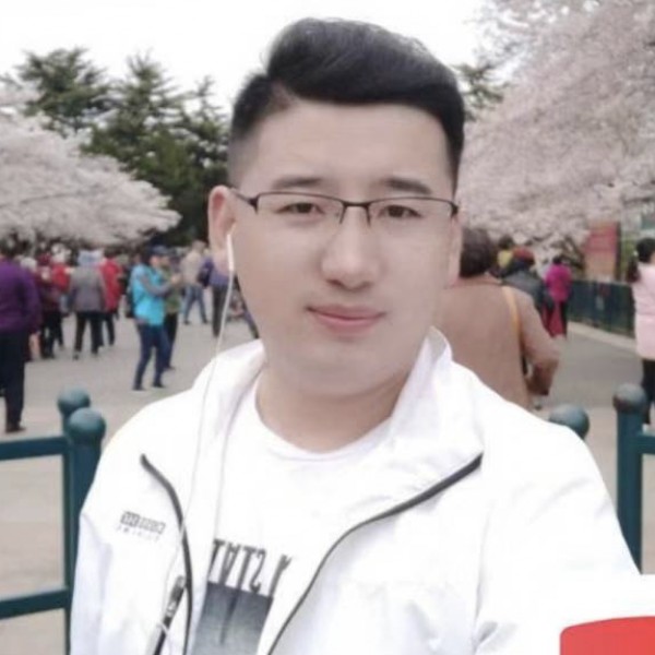壮观苦恋尊云的照片
