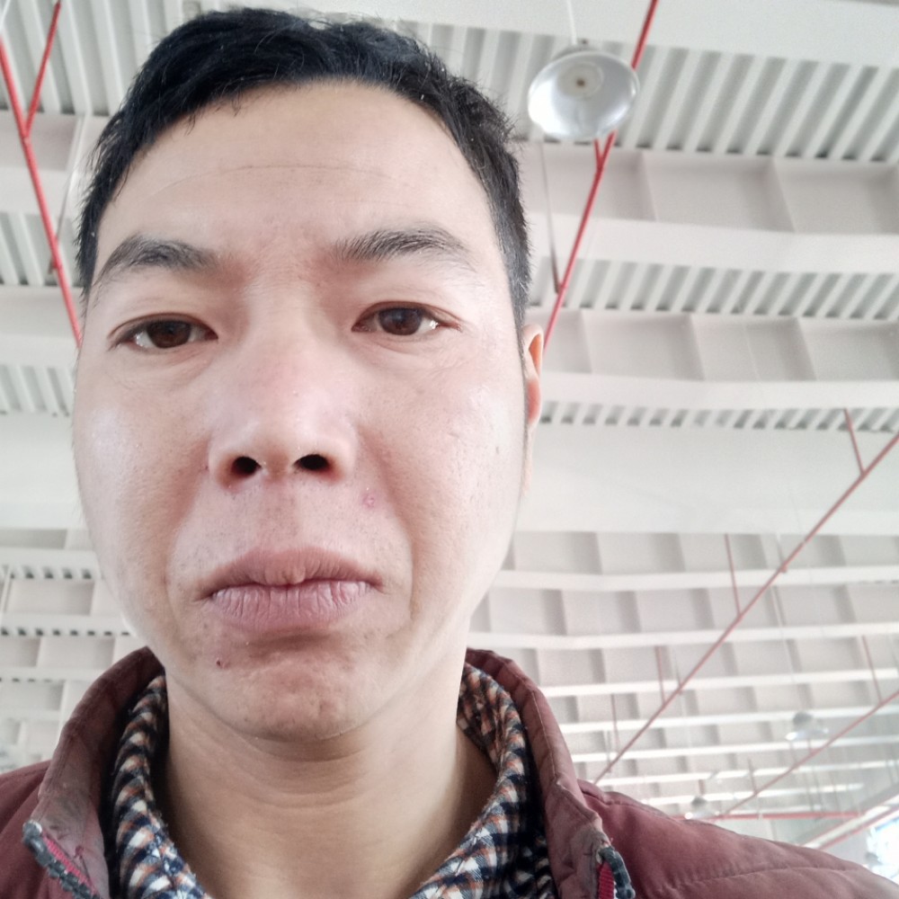 曾垂勇的照片
