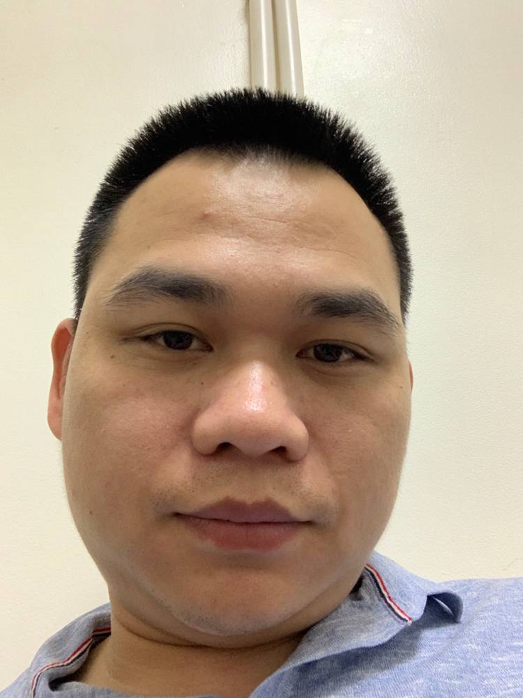 板凳和发嗲的照片