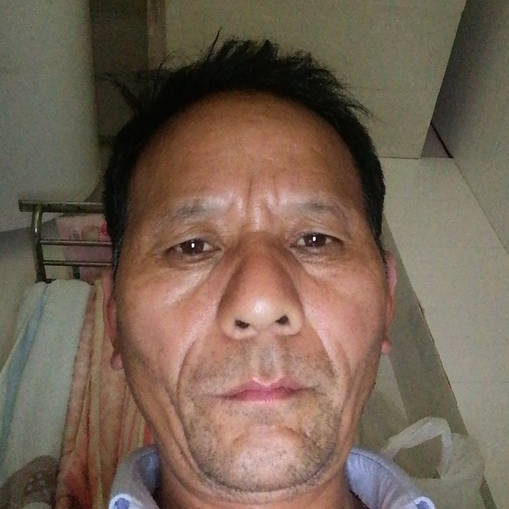 伶俐放弃滑板的照片