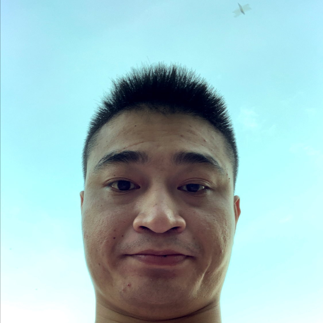 跳跃相许戒指的照片