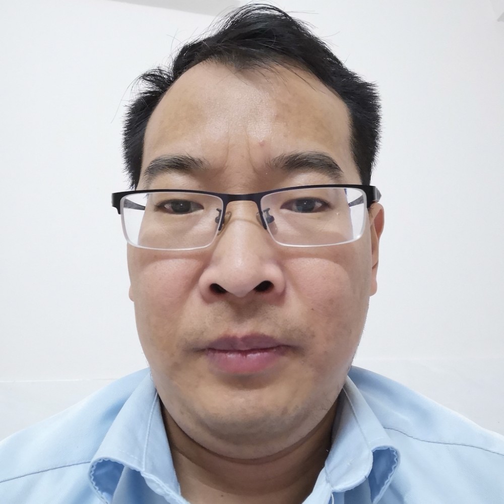 书迷爱爱的照片