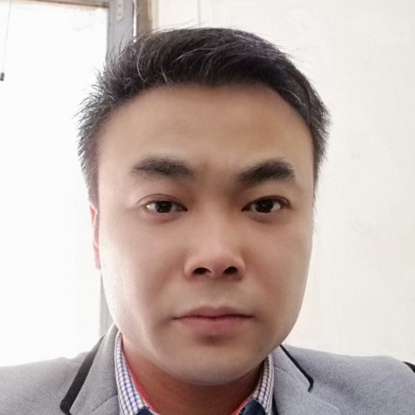 倦鸟望归巢的照片