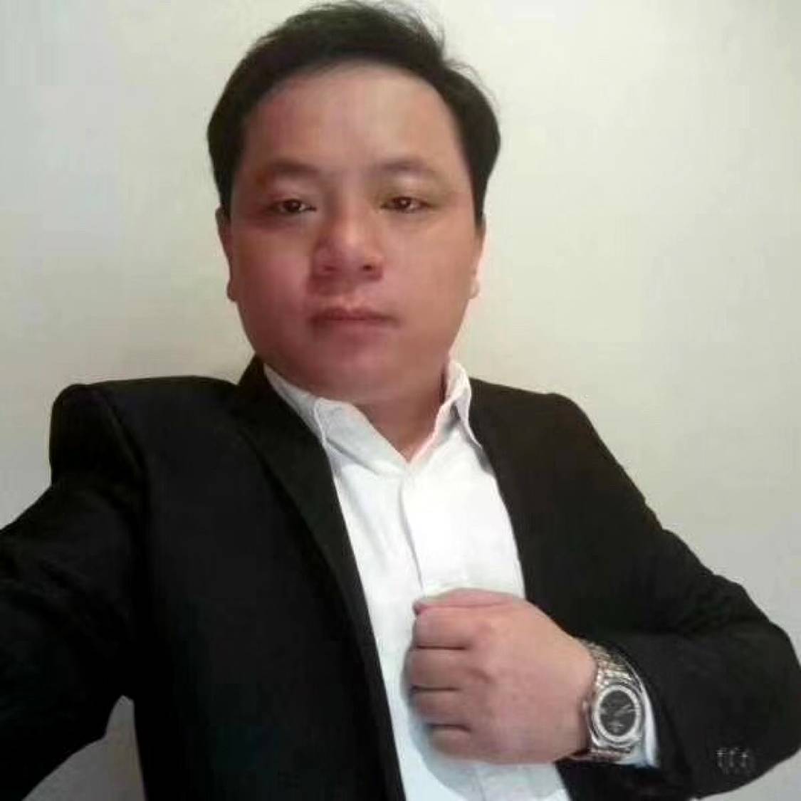 奋斗泪了黑夜的照片