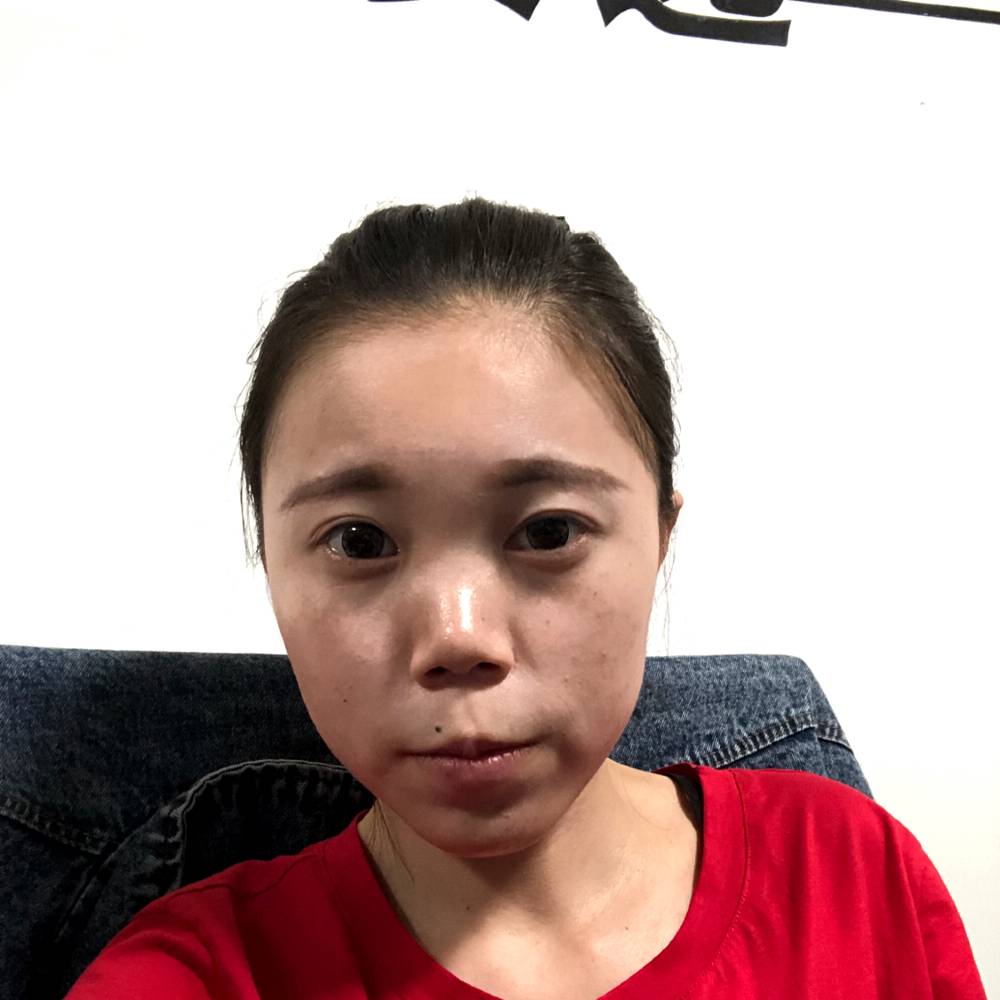 口红忐忑的照片