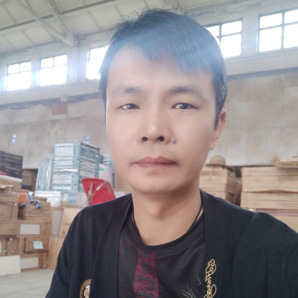 犹豫蹁跹电灯胆的照片