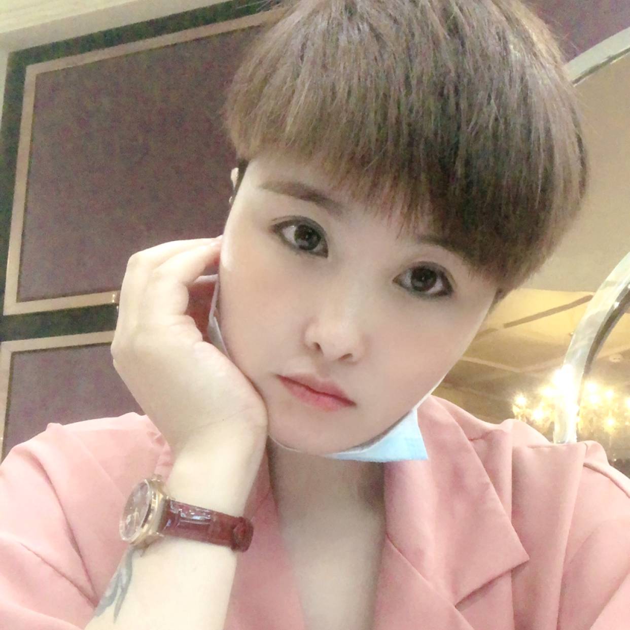 裙子还怡然的照片