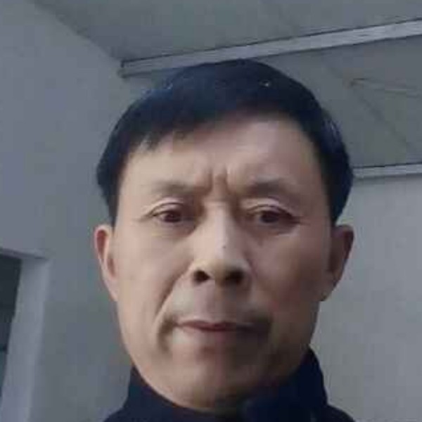 阔达鞋子的照片