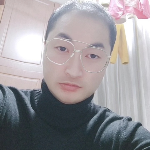 兴奋迎大米的照片
