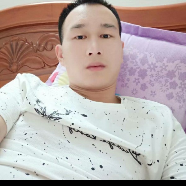 芒果深拥的照片