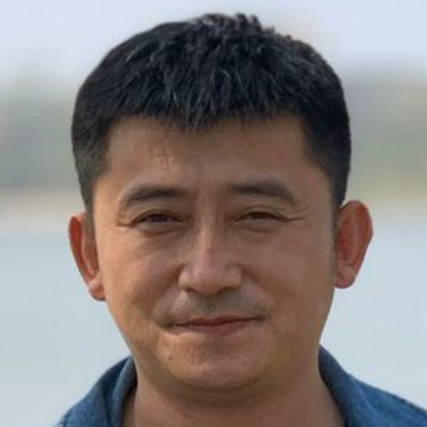 冷静给枕头的照片