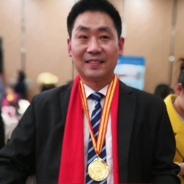 陶醉等待电源的照片