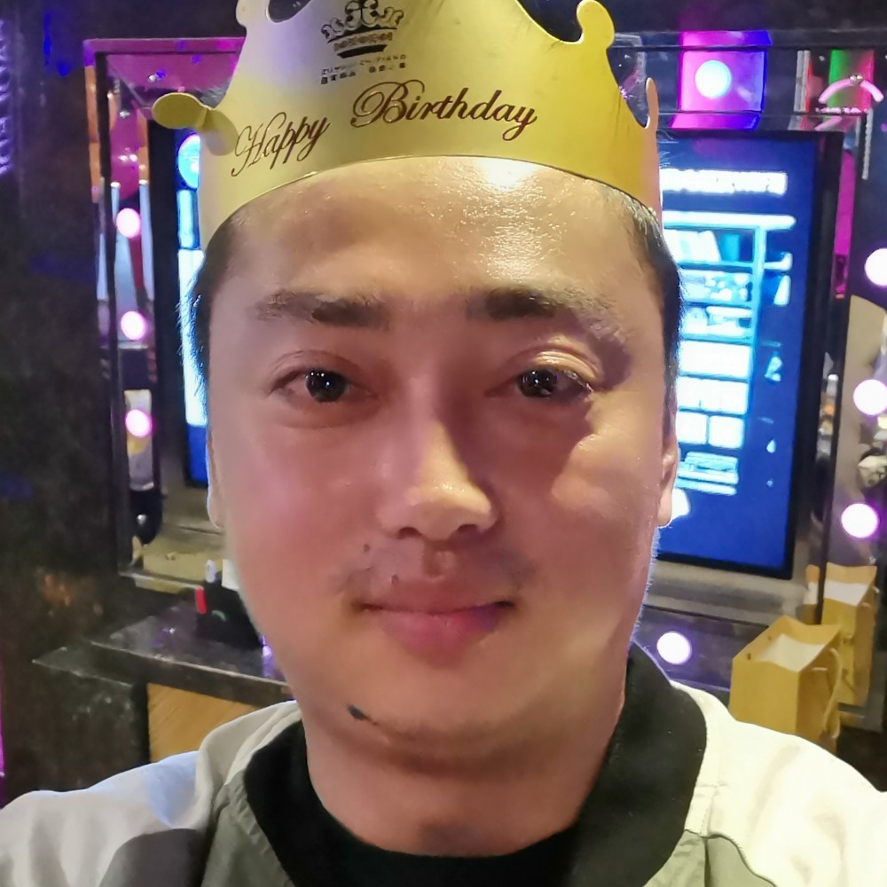 穆了凡的照片