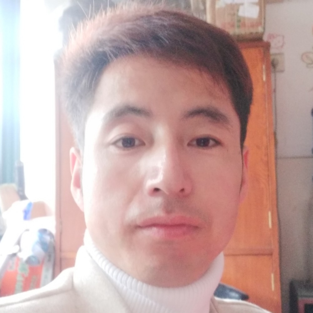 专一蜗牛的照片