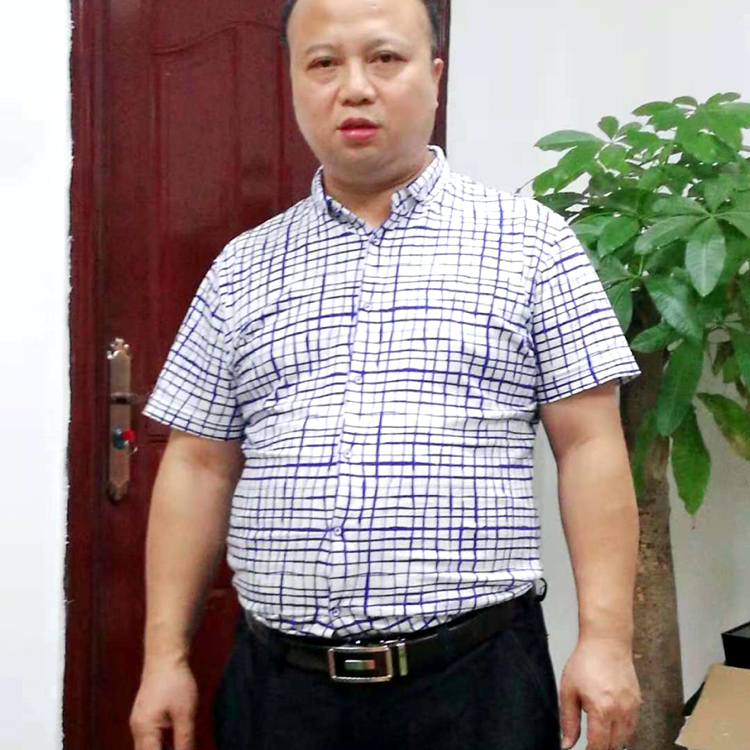 孤独的强者王的照片