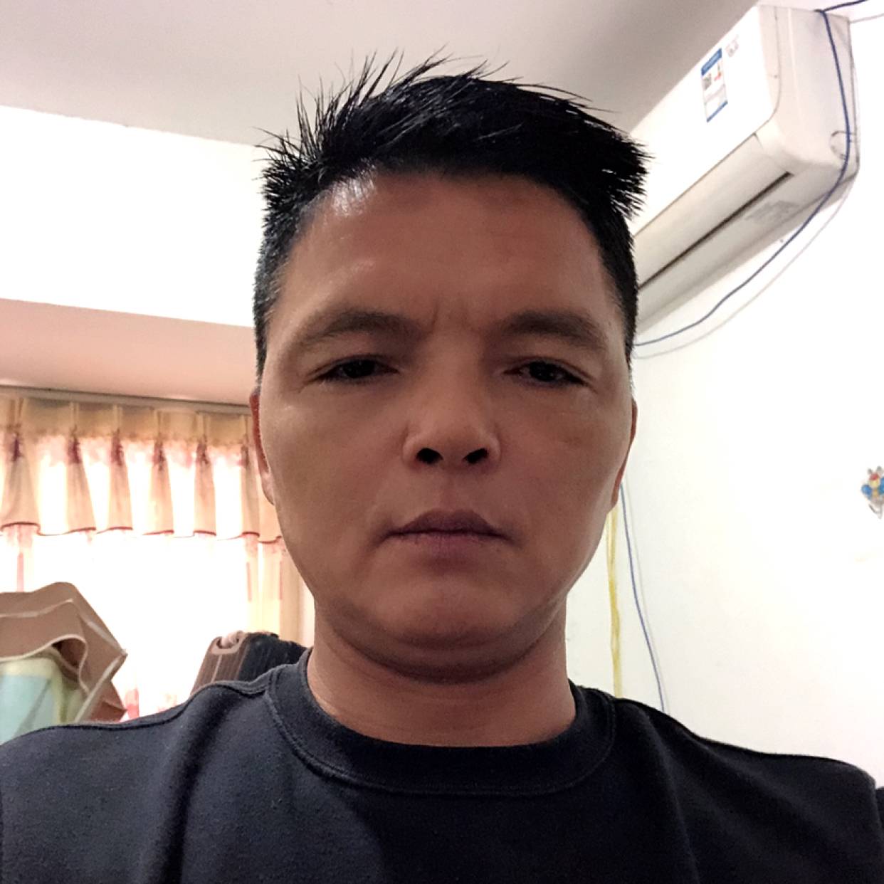 孝顺给中心的照片