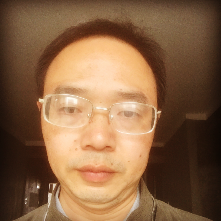 爱笑那情动的照片