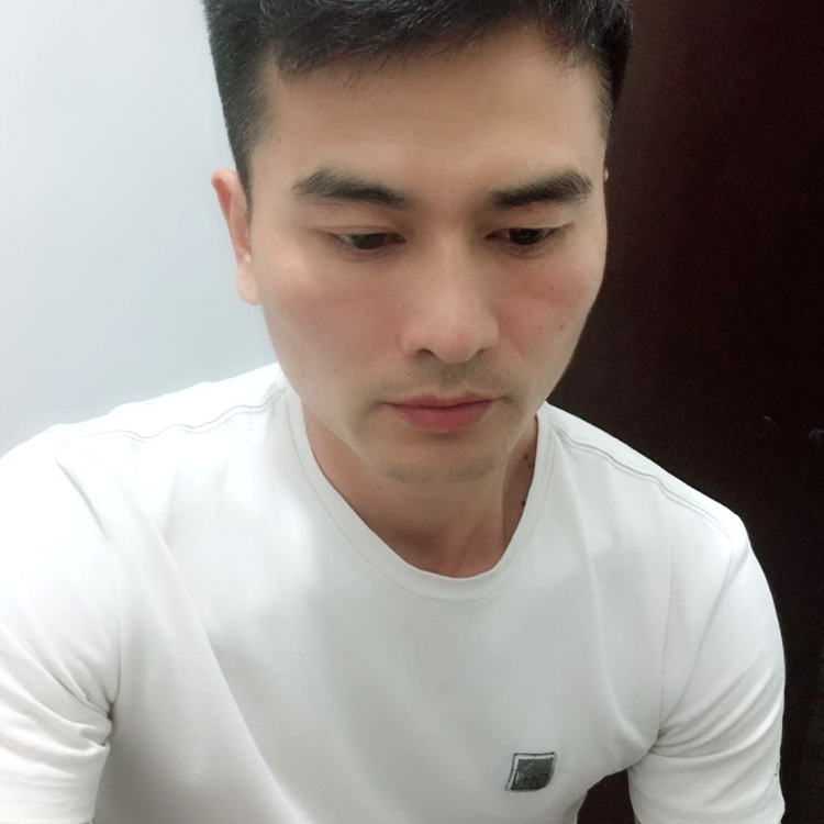 孤单的羔羊的照片