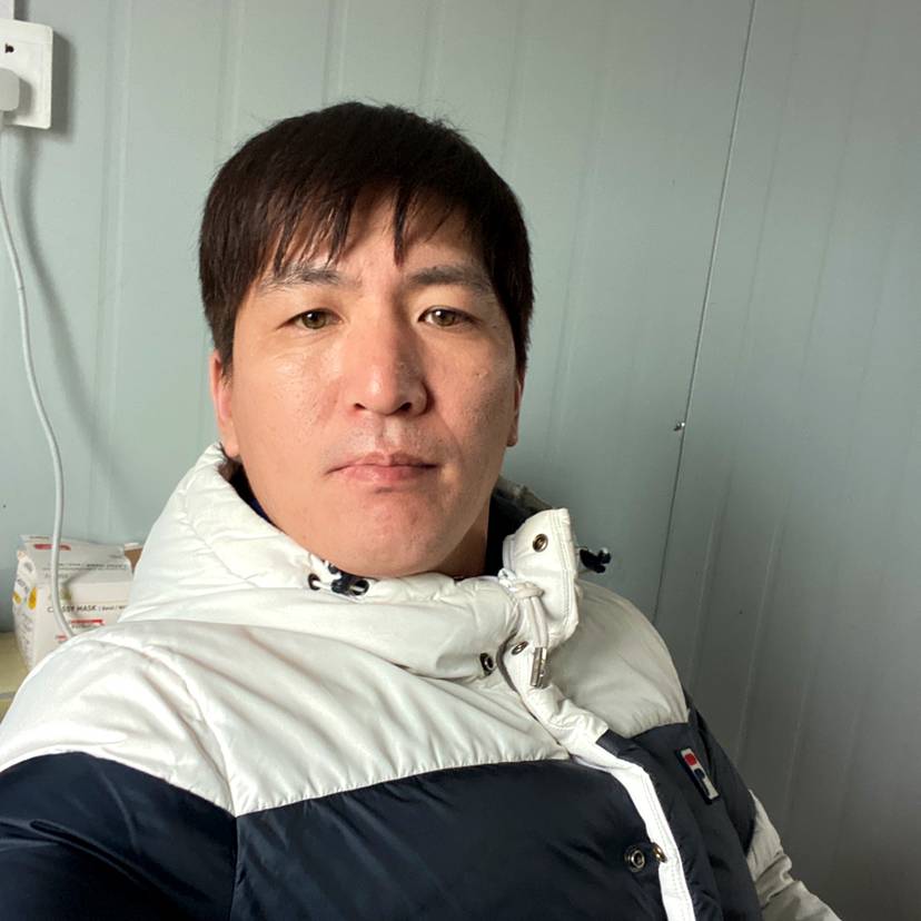 金成浩的照片