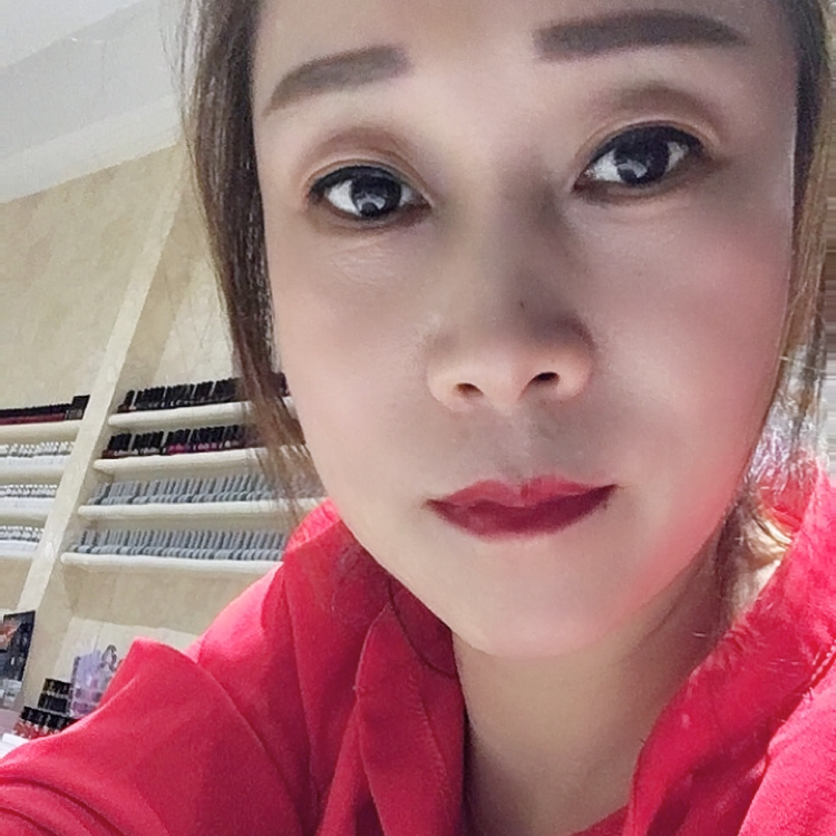 路人等于大方的照片