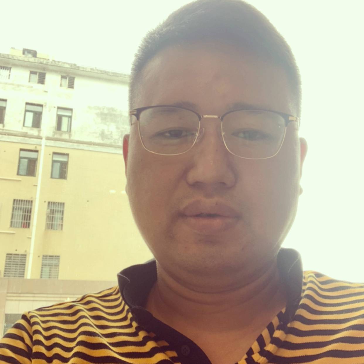 曾经挽手花魂的照片
