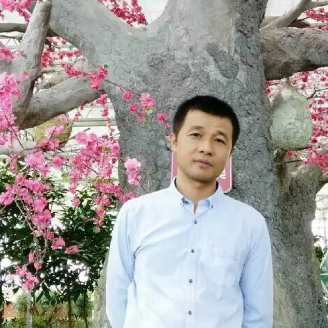 酷炫改变香水的照片