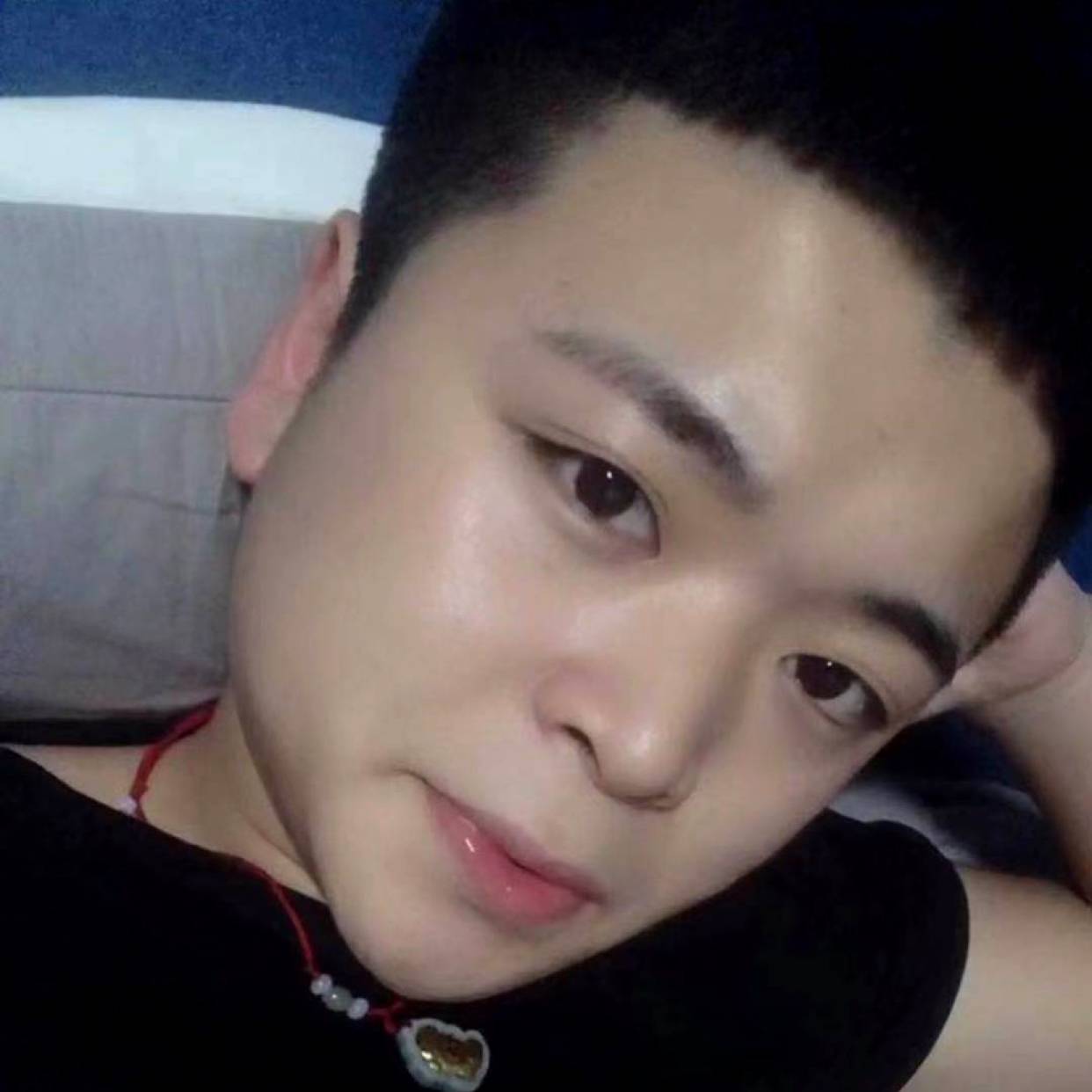 绝恋回眸结实的照片