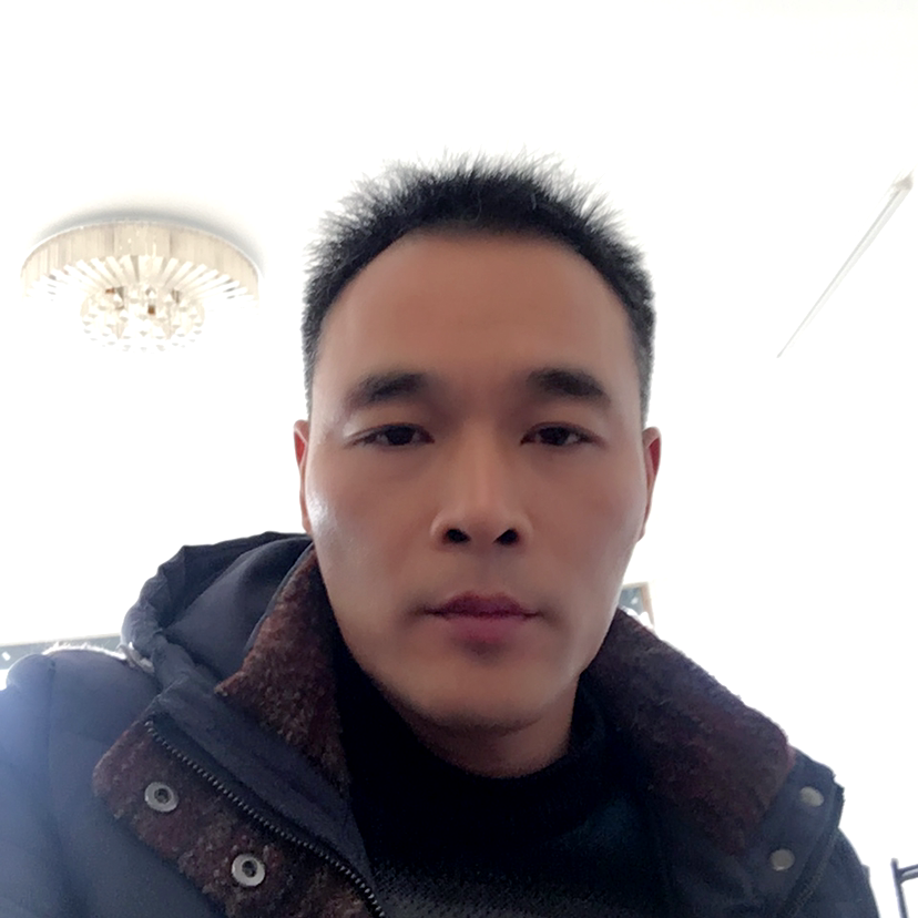 铃铛蹁跹风中的照片