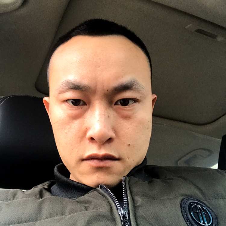 涟漪调皮的照片